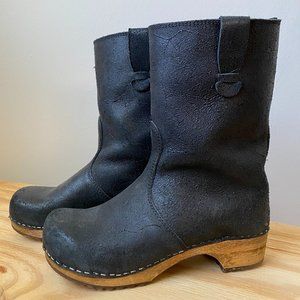 Sanita Mohawk Clog Boots 6 36